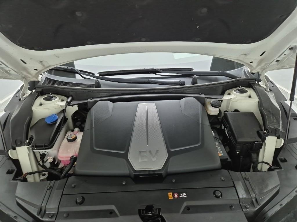 KIA EV6 - Vista 5