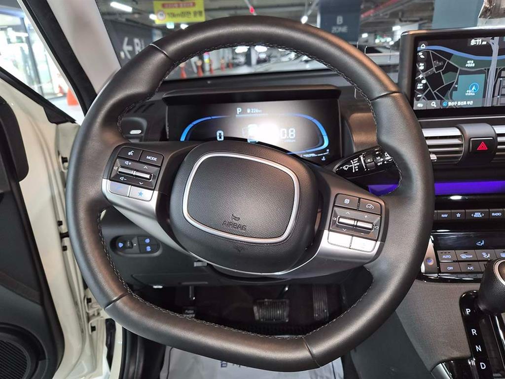 HYUNDAI Casper - Vista 8