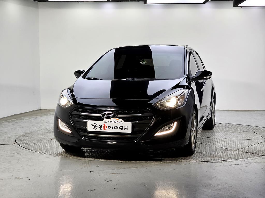 HYUNDAI i30 - Vista 2