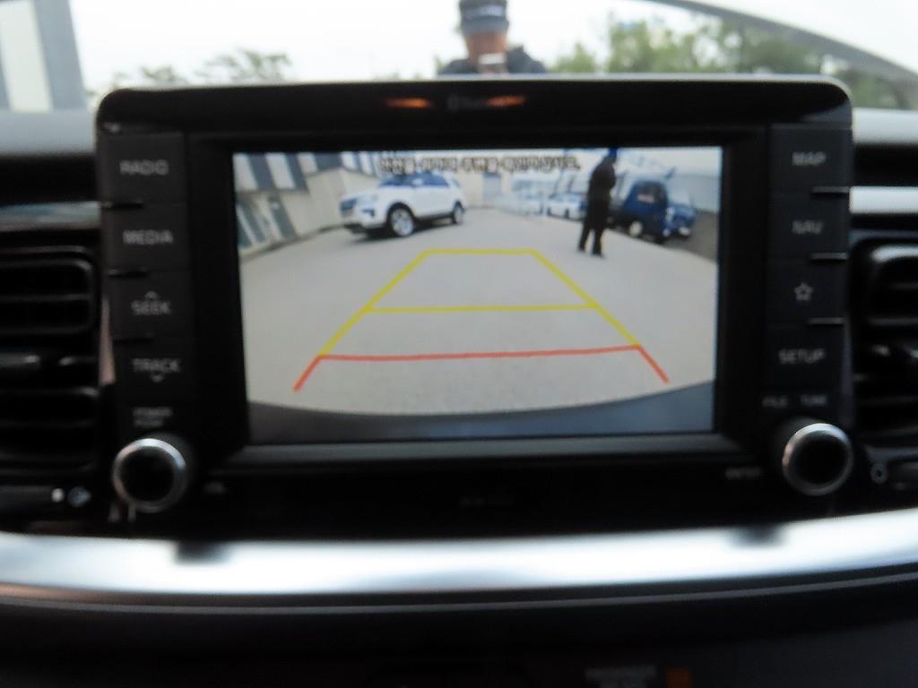 KIA Stonic 2019 Blanco - Importación desde Corea - HF Imports Iquique - Foto 15