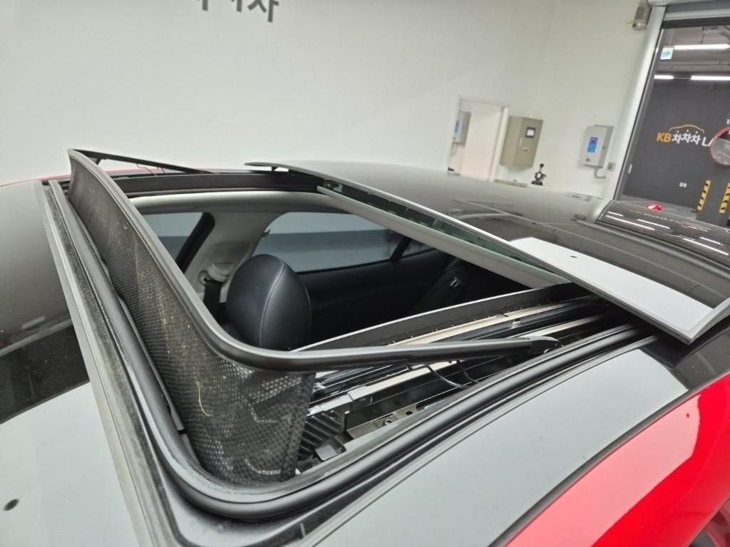 KIA Stinger - Vista 12