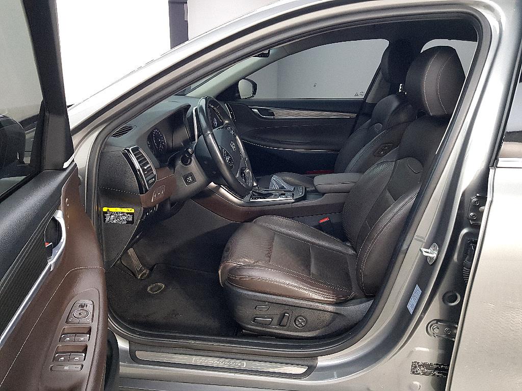 HYUNDAI Grandeur - Vista 8