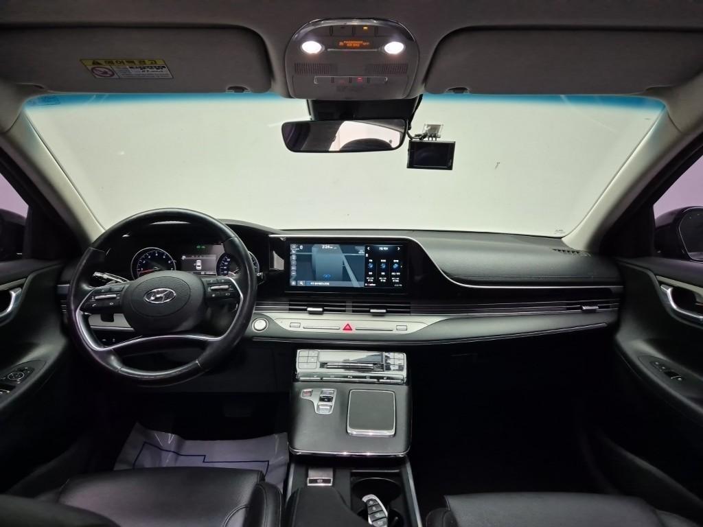 HYUNDAI Grandeur - Vista 7