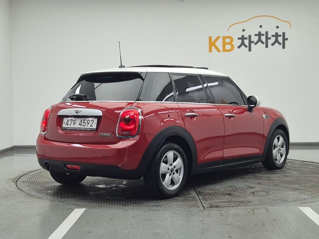 Mini Cooper - Vista 4