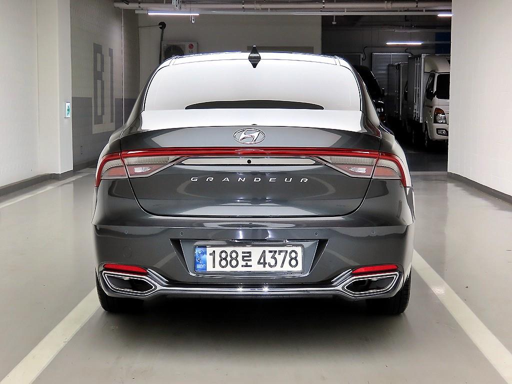 HYUNDAI Grandeur - Vista 4