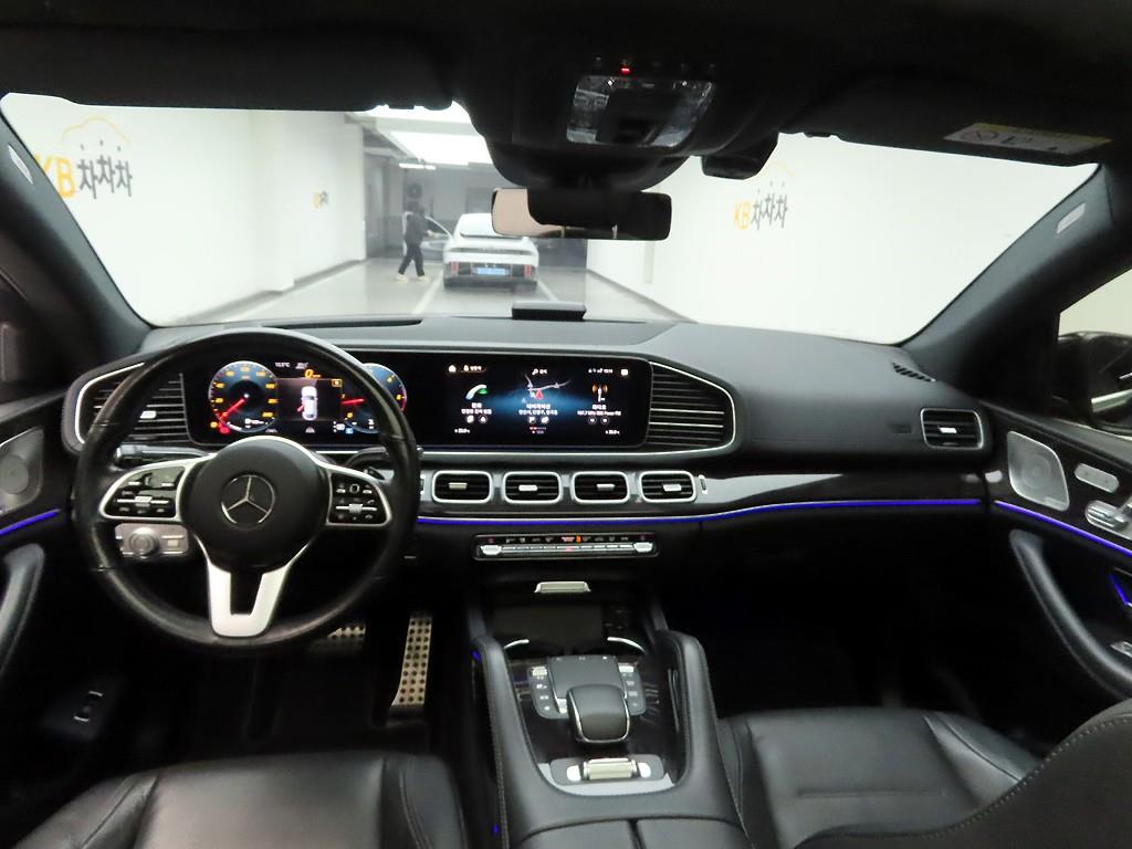 Mercedes Benz GLE Class - Vista 6