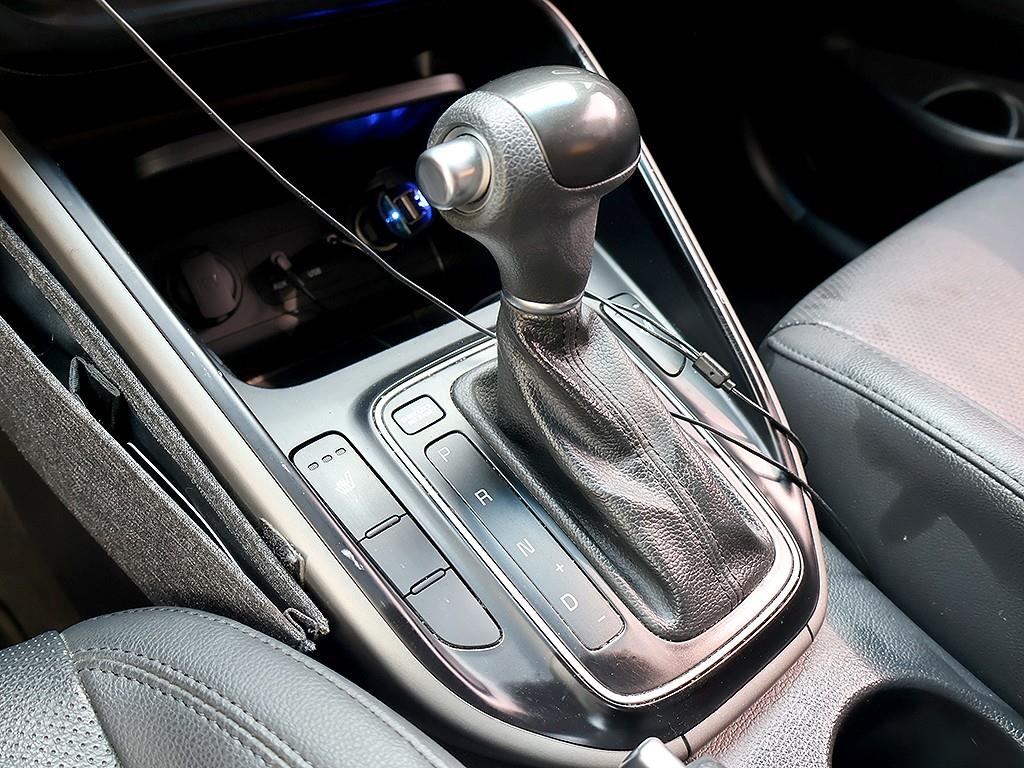 KIA Carens 2016 Azul - Importación desde Corea - HF Imports Iquique - Foto 7