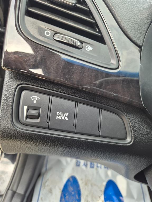 HYUNDAI Grandeur - Vista 11