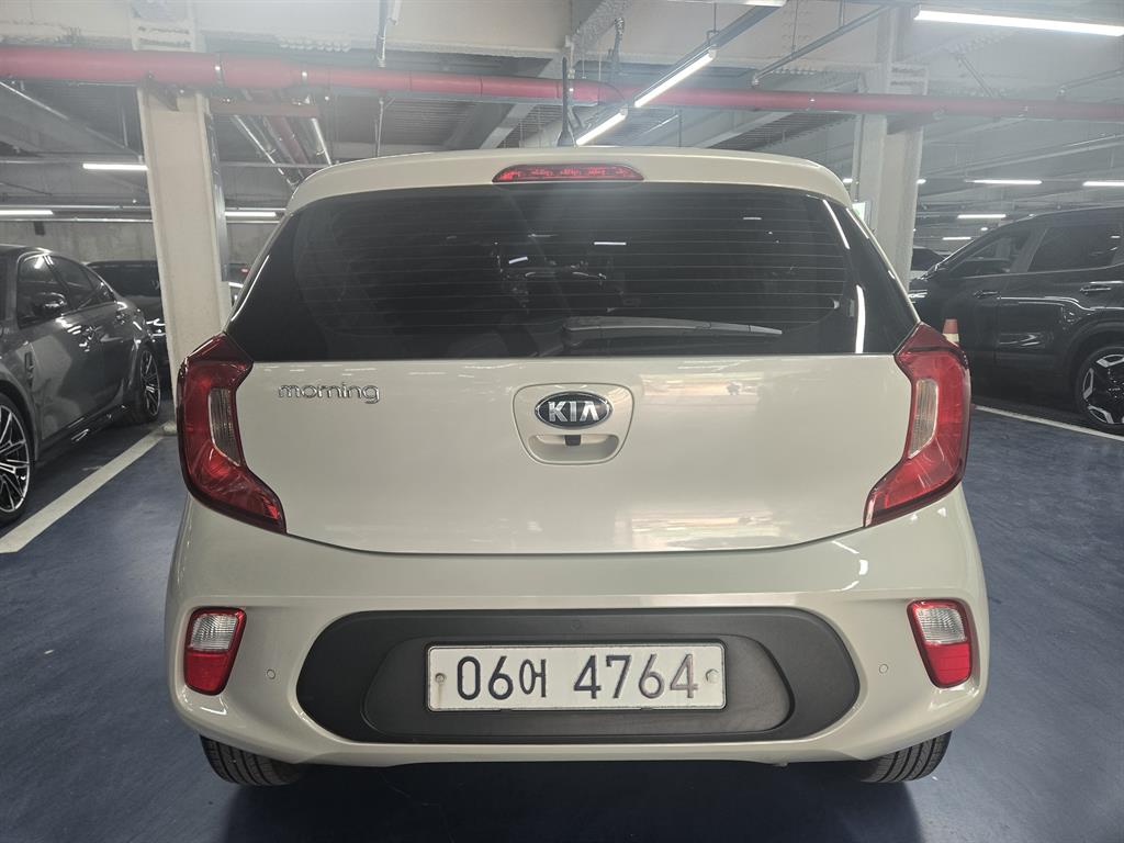 KIA Morning - Vista 5