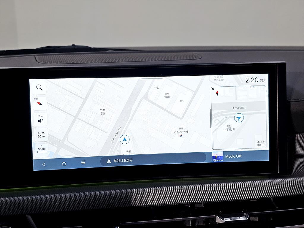 HYUNDAI Sonata - Vista 12