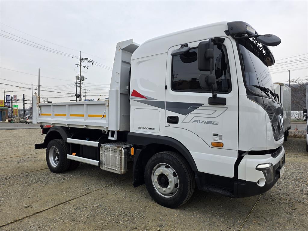 medium and large cargo dump 2023 Blanco - Importación desde Corea - HF Imports Iquique - Foto 1