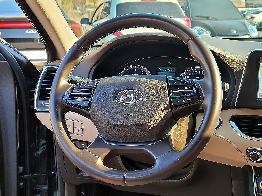 HYUNDAI Grandeur - Vista 8