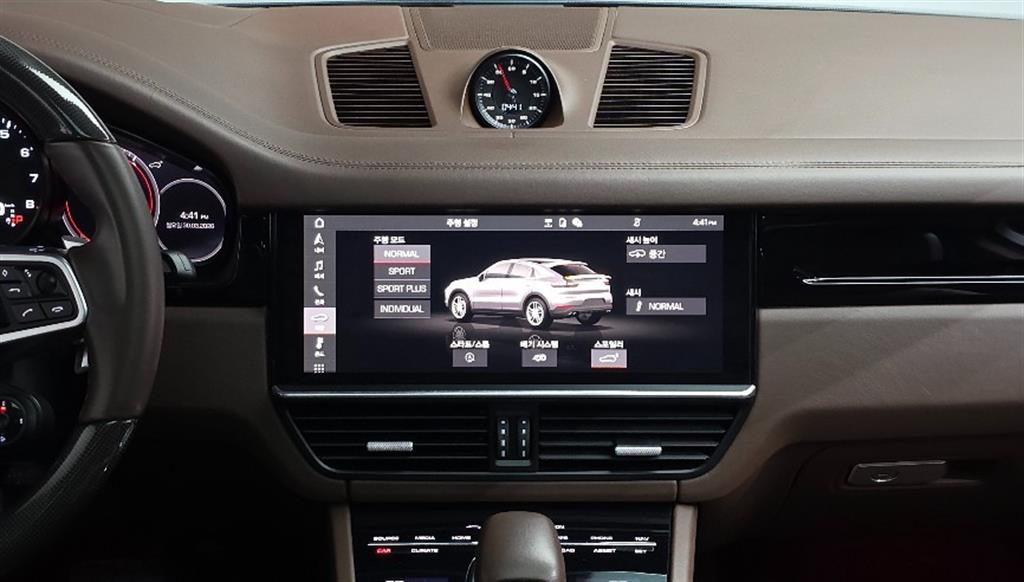 Porsche Cayenne 2021 Negro - Importación desde Corea - HF Imports Iquique - Foto 14