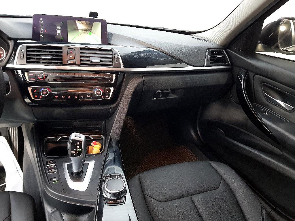 BMW 3 series - Vista 10