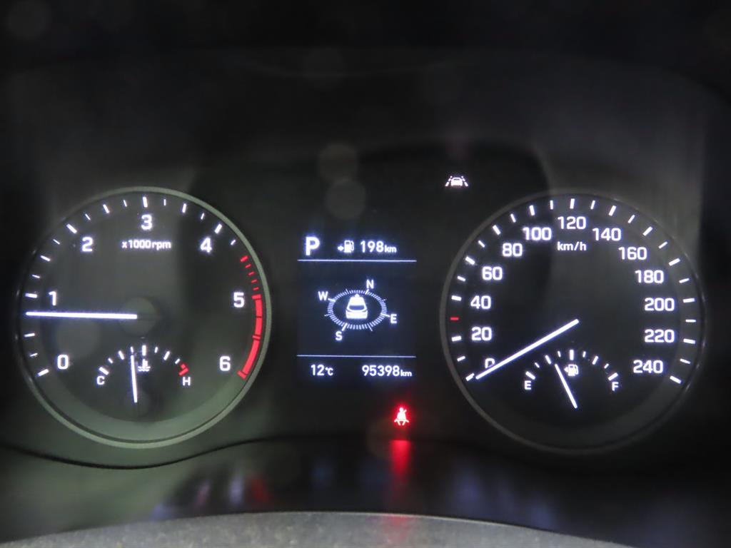 HYUNDAI Tucson 2019 Blanco - Importación desde Corea - HF Imports Iquique - Foto 9