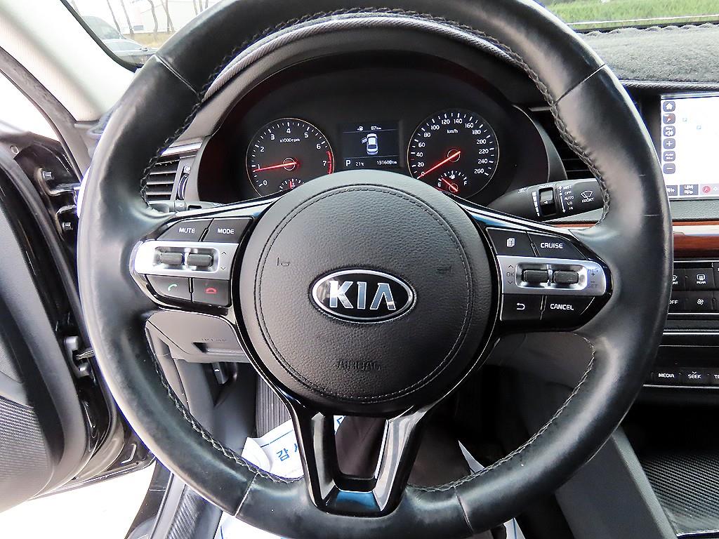 KIA K7 - Vista 8