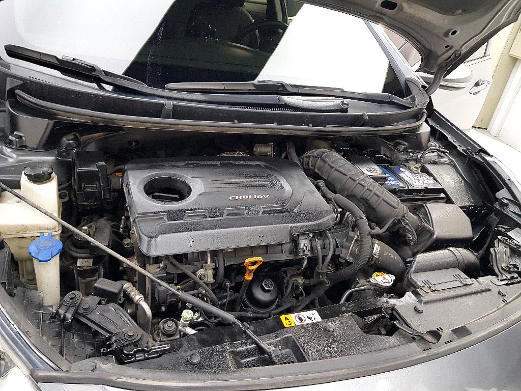 HYUNDAI i30 - Vista 6