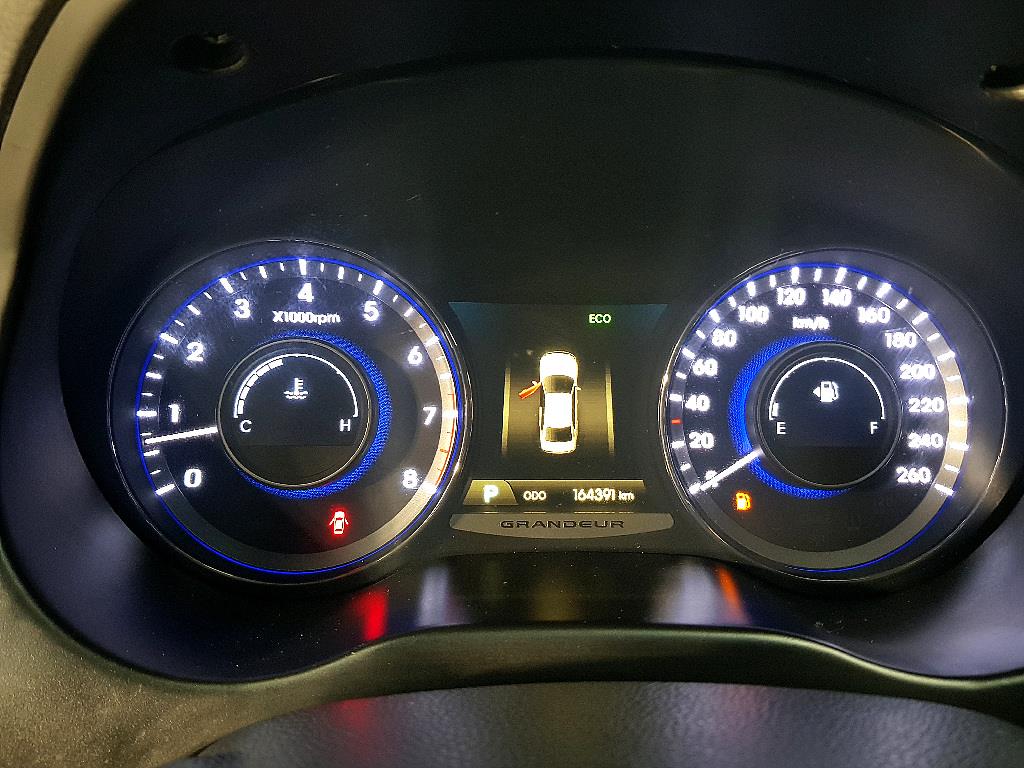 HYUNDAI Grandeur - Vista 7