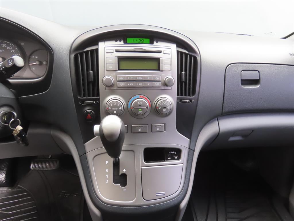 HYUNDAI Starex 2015 Plateado - Importación desde Corea - HF Imports Iquique - Foto 13