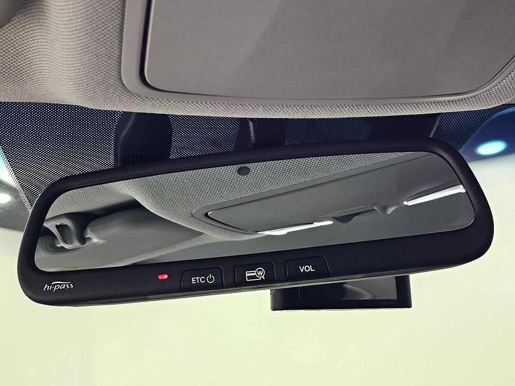 HYUNDAI Avante 2016 Blanco - Importación desde Corea - HF Imports Iquique - Foto 13