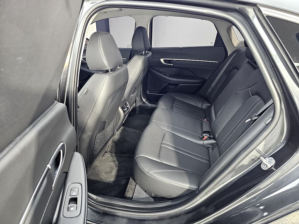 HYUNDAI Sonata - Vista 9