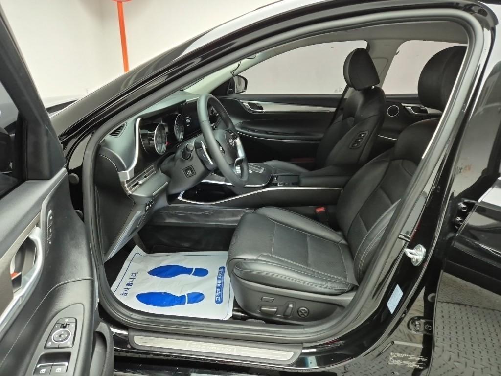 HYUNDAI Grandeur - Vista 11