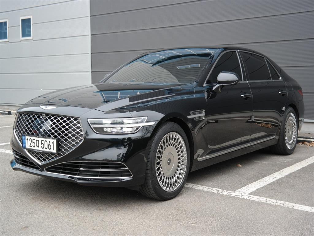 Genesis G90 - Vista 3