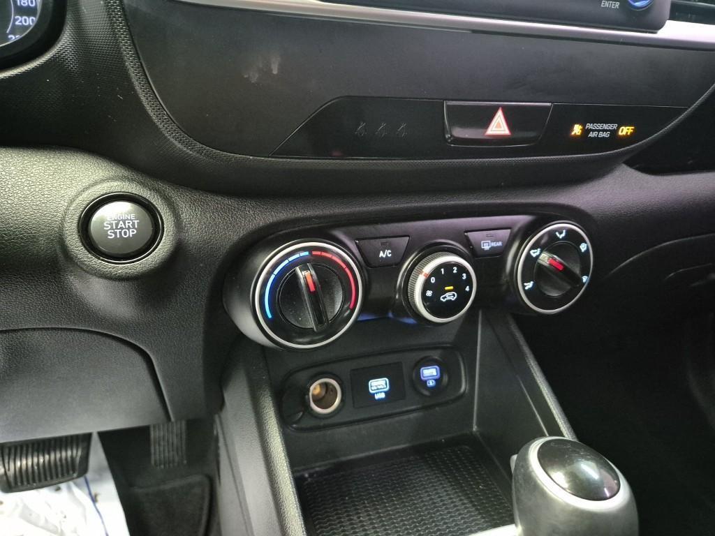 HYUNDAI Venue 2021 Gris - Importación desde Corea - HF Imports Iquique - Foto 13