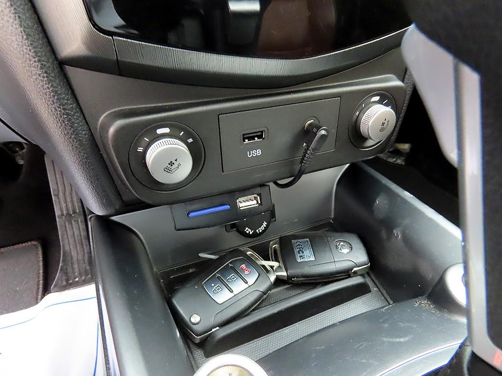 Ssangyong Tivoli 2019 - Importación desde Corea - HF Imports Iquique - Foto 13