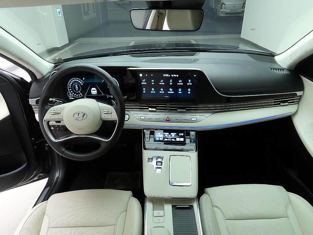 HYUNDAI Grandeur - Vista 8