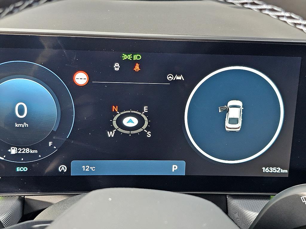 HYUNDAI Sonata - Vista 7