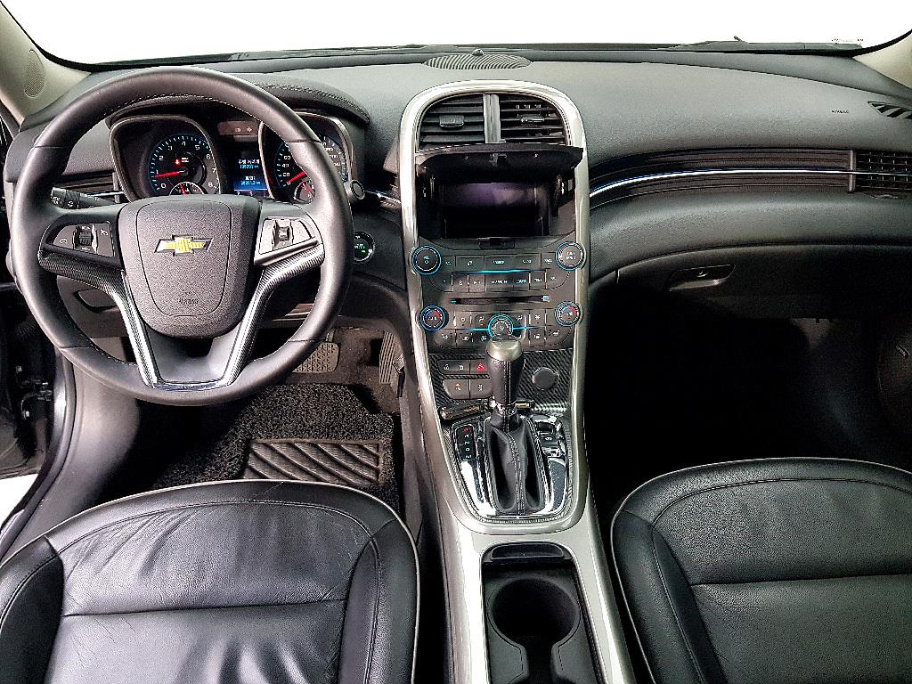 Chevrolet Malibu - Vista 5
