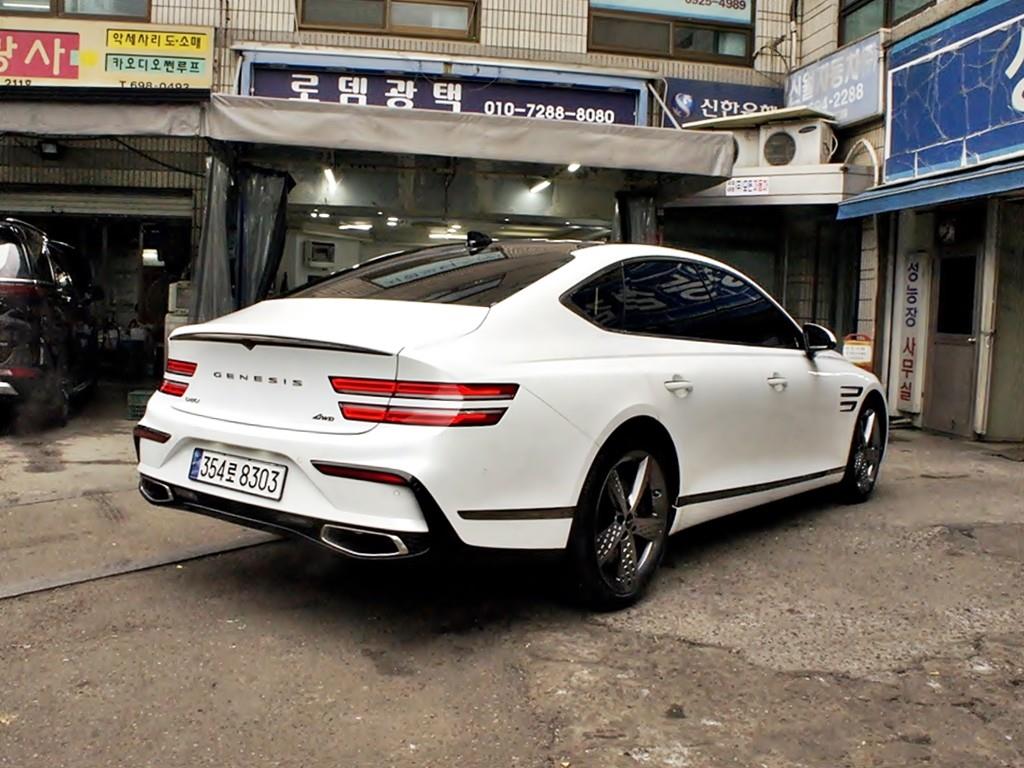 Genesis G80 - Vista 7