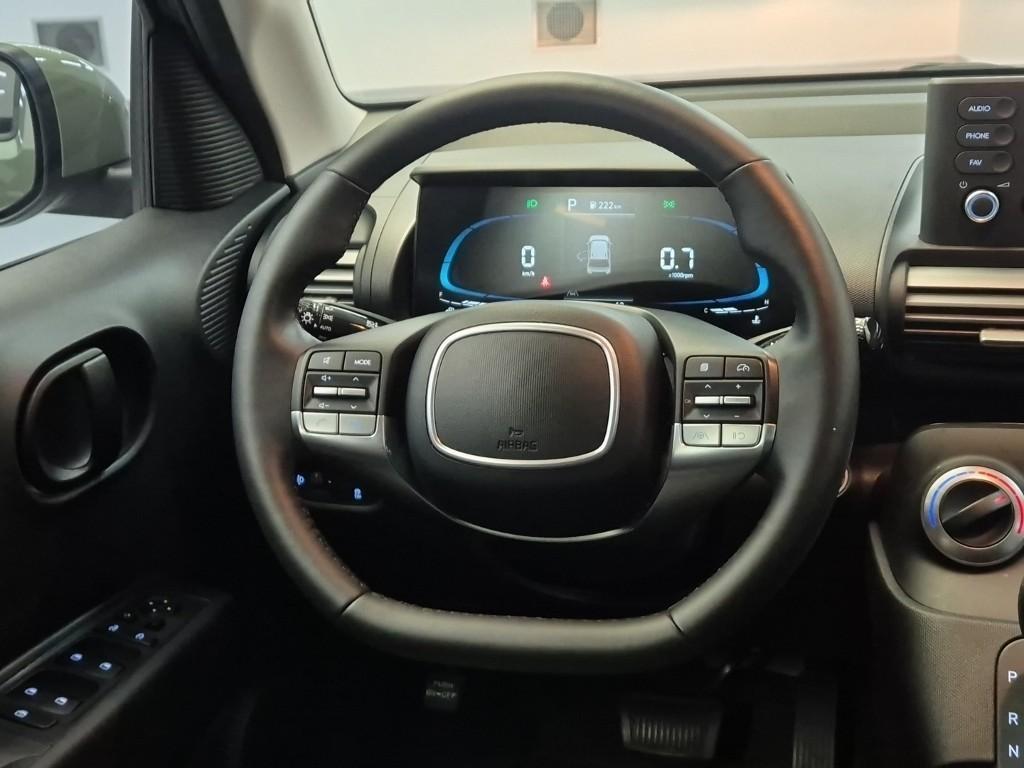 HYUNDAI Casper - Vista 9