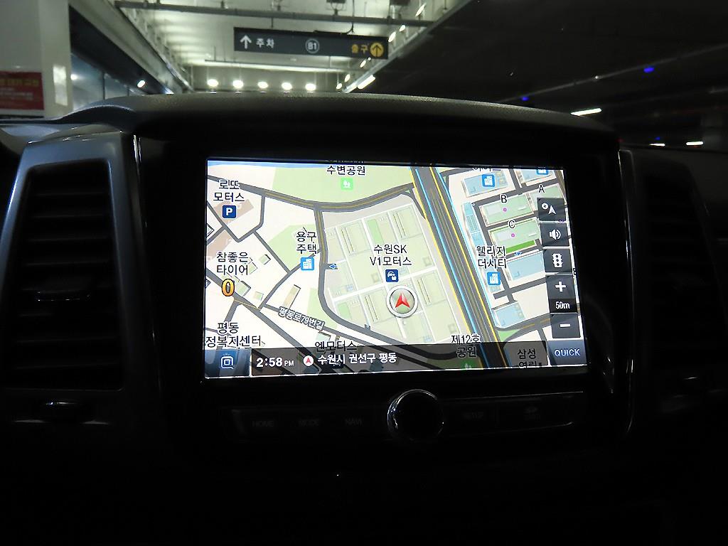 Ssangyong Rexton 2019 Negro - Importación desde Corea - HF Imports Iquique - Foto 13