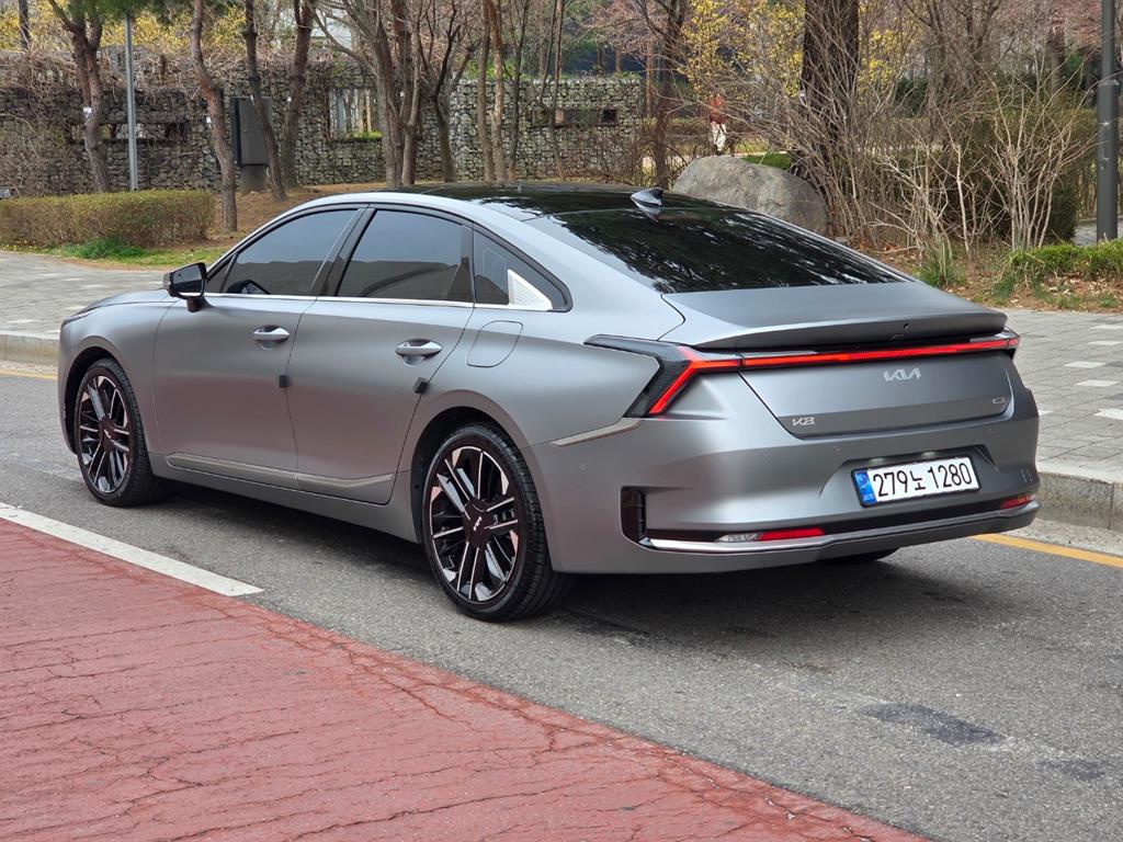 KIA K8 - Vista 6