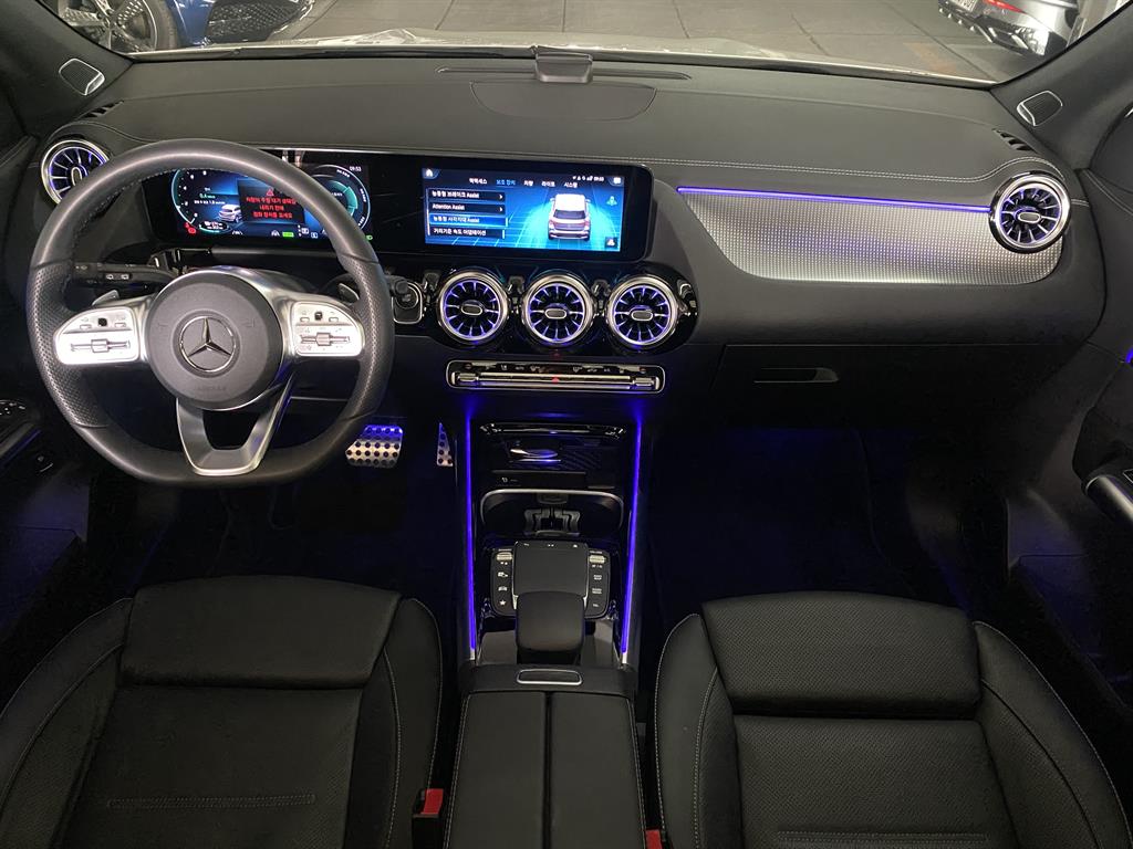 Mercedes Benz EQA - Vista 7