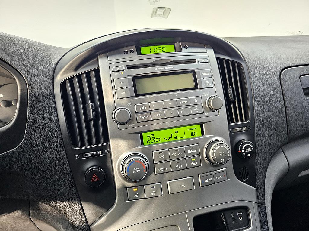 HYUNDAI Starex 2008 Plateado - Importación desde Corea - HF Imports Iquique - Foto 16