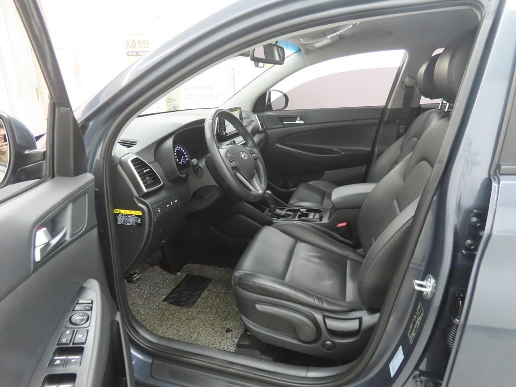 HYUNDAI Tucson - Vista 5