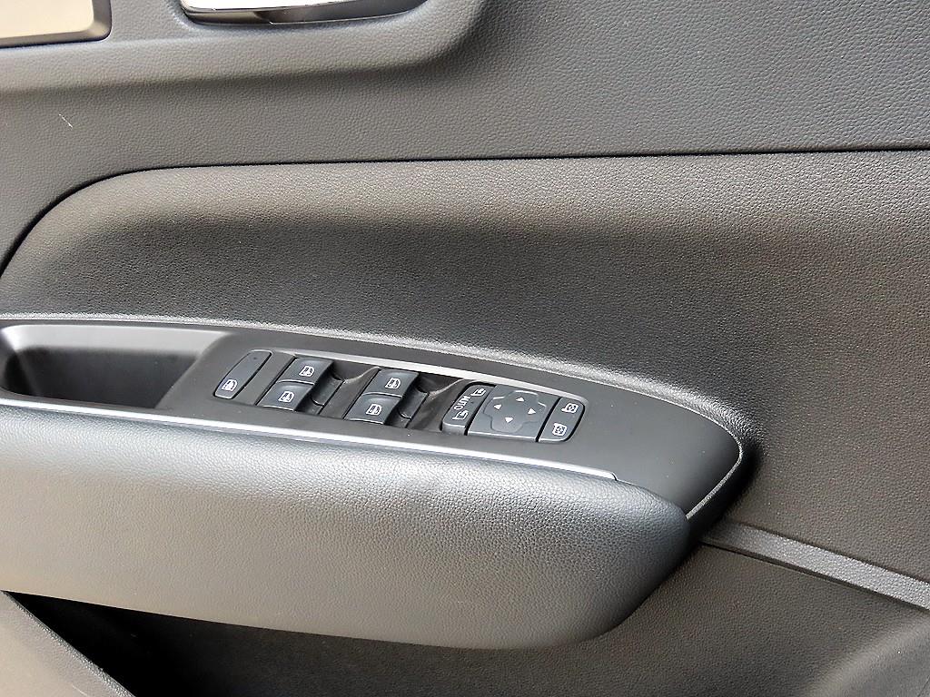 SAMSUNG QM6 - Vista 11