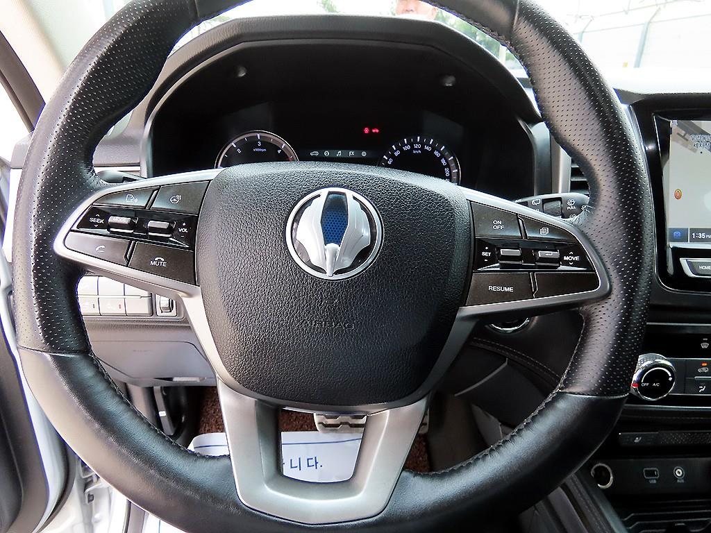 Ssangyong Rexton - Vista 8