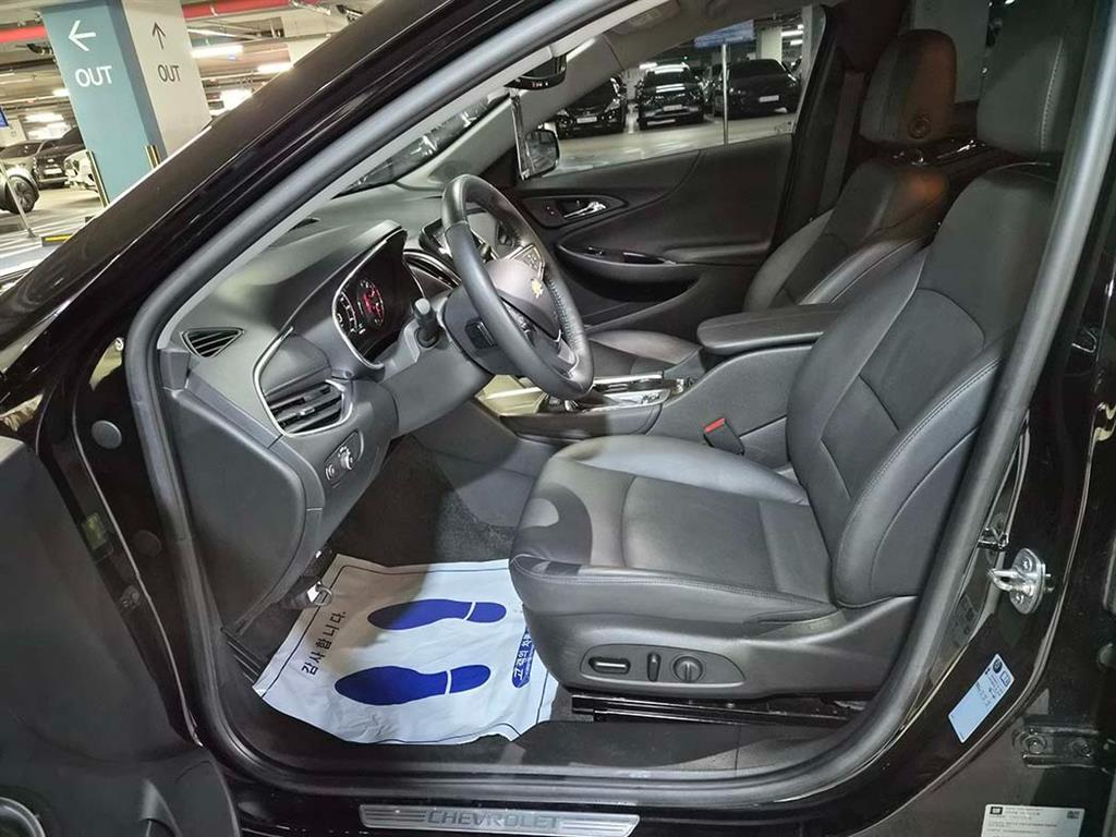 Chevrolet Malibu - Vista 6