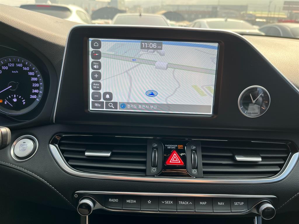 HYUNDAI Grandeur - Vista 9