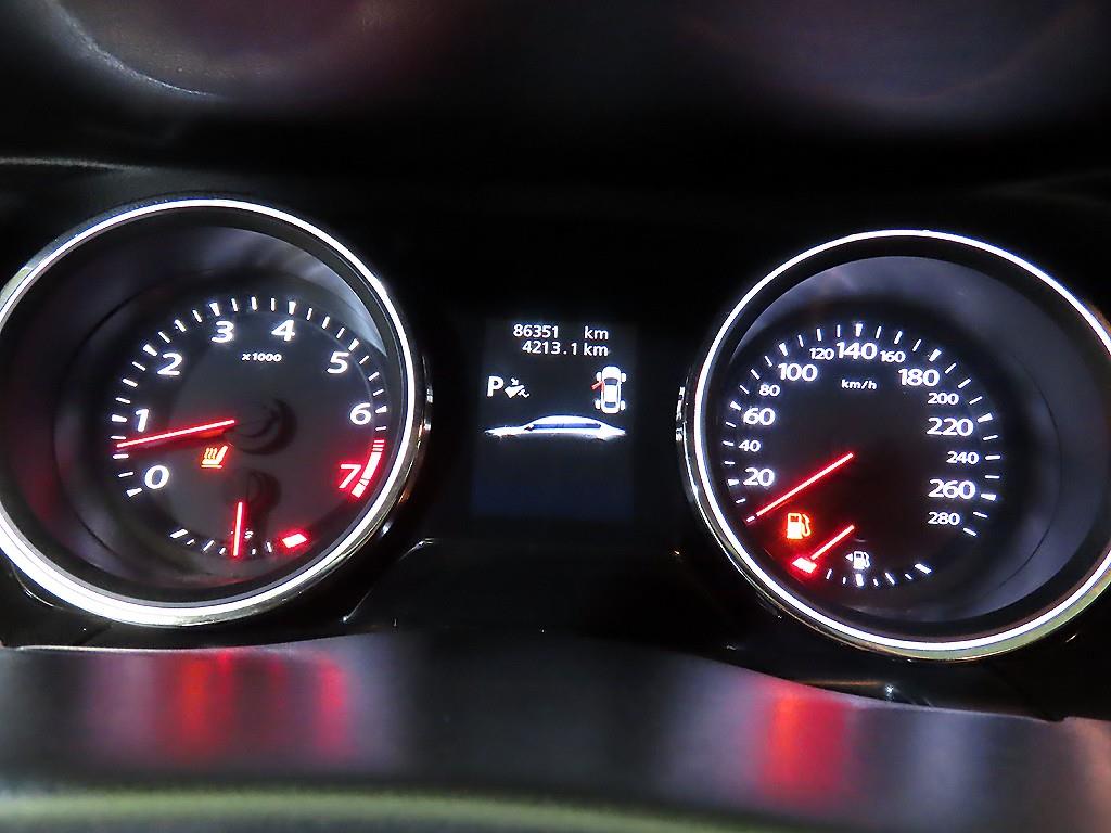 SAMSUNG SM7 - Vista 9