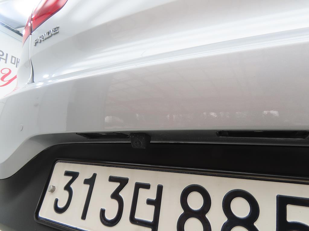 KIA Pride 2016 Plateado - Importación desde Corea - HF Imports Iquique - Foto 17