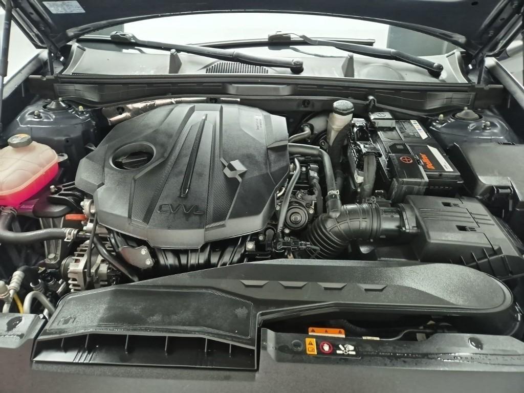 HYUNDAI Sonata - Vista 5