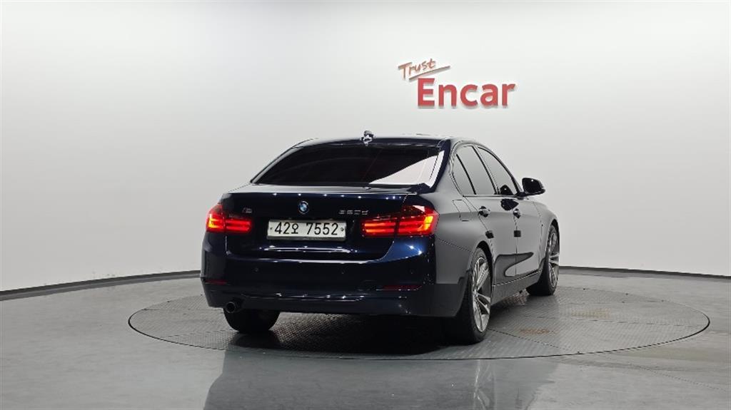 BMW 3 series - Vista 4