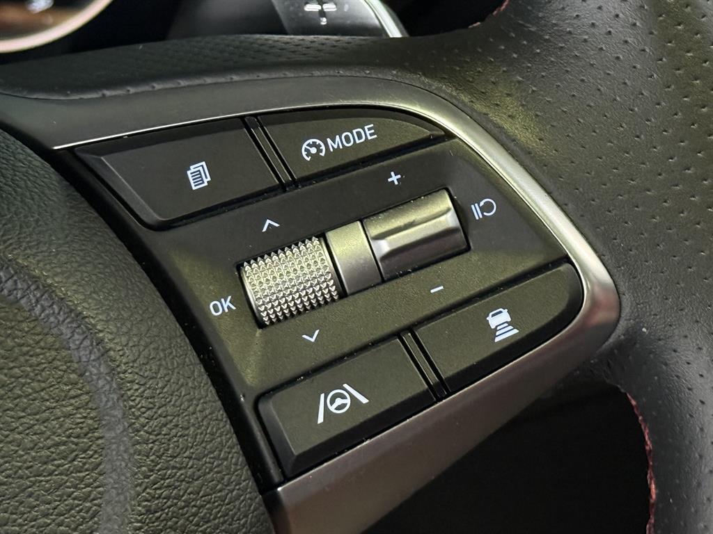 Genesis G70 - Vista 11