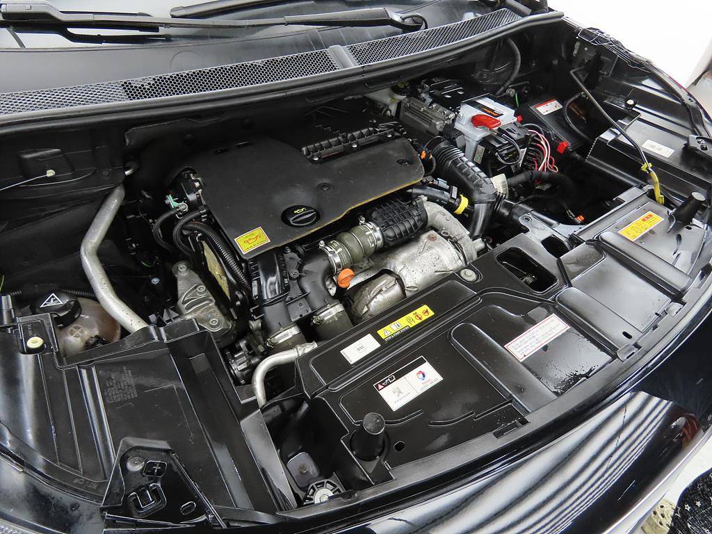 Peugeot 3008 2019 Negro - Importación desde Corea - HF Imports Iquique - Foto 18