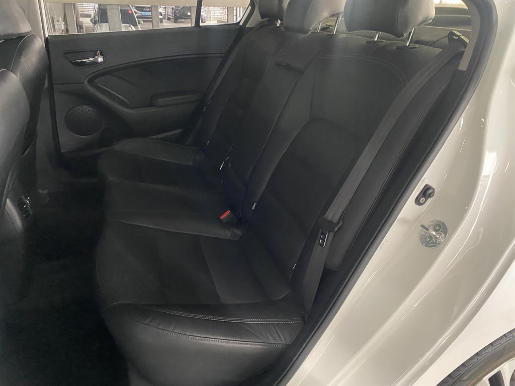 KIA K3 2014 Blanco - Importación desde Corea - HF Imports Iquique - Foto 15